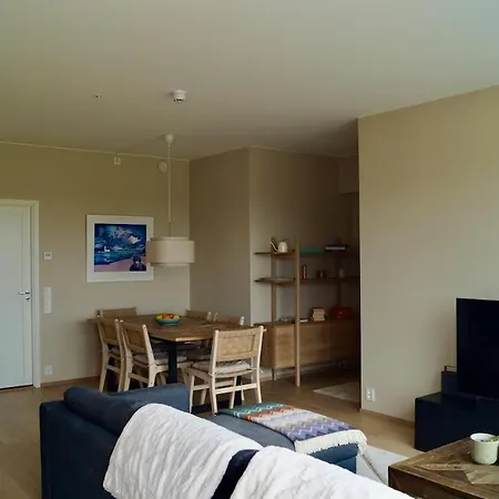 Modern Spacious In Ski, 11min To Oslo Appartamento